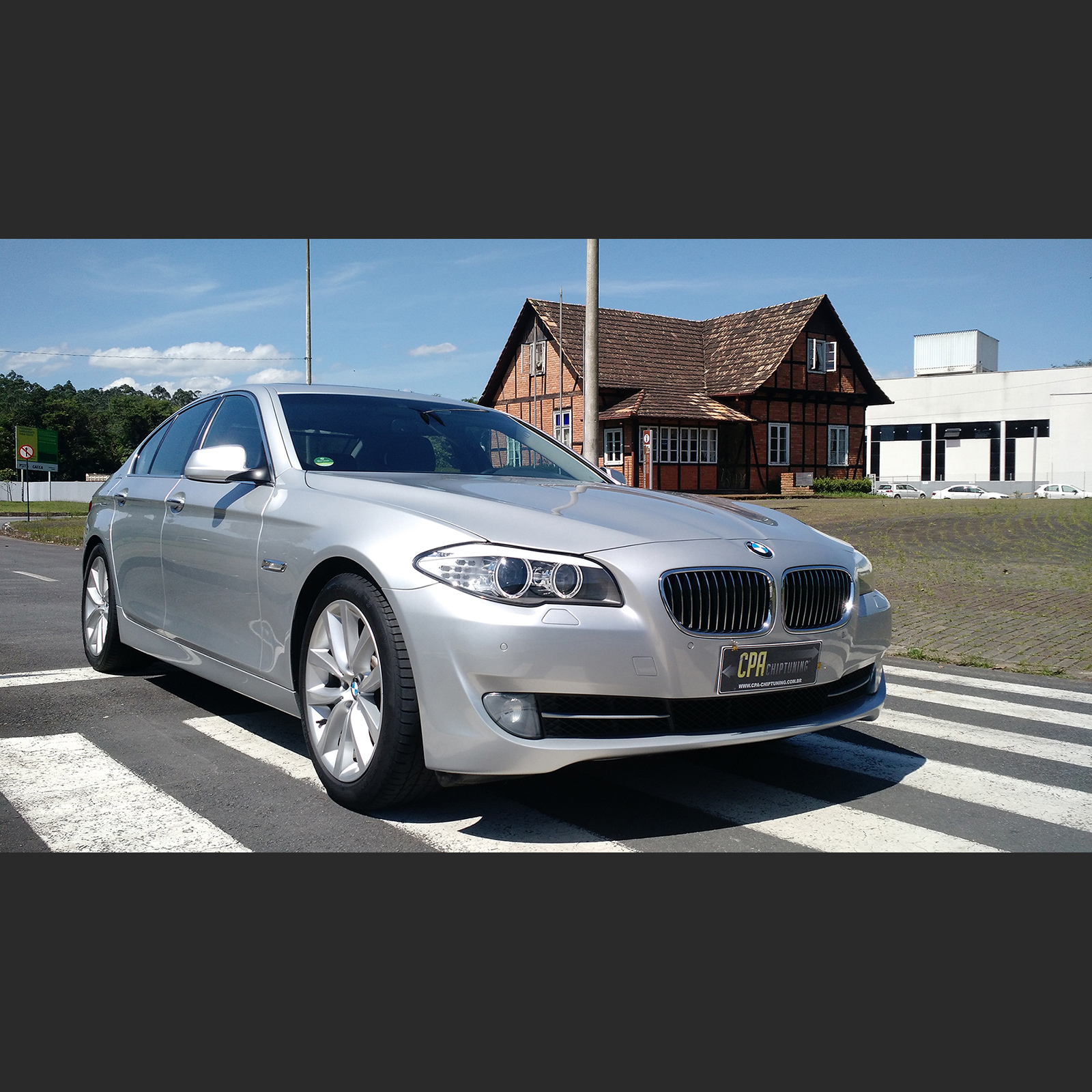 Testamos a  BMW 550i (F10)