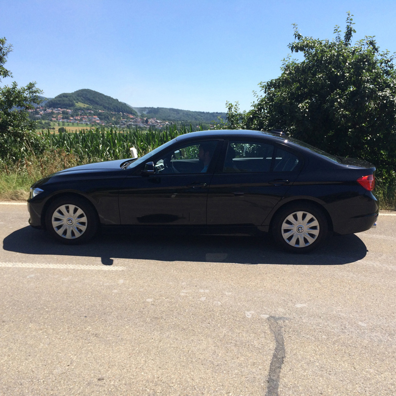 BMW 316i F30 leia mais