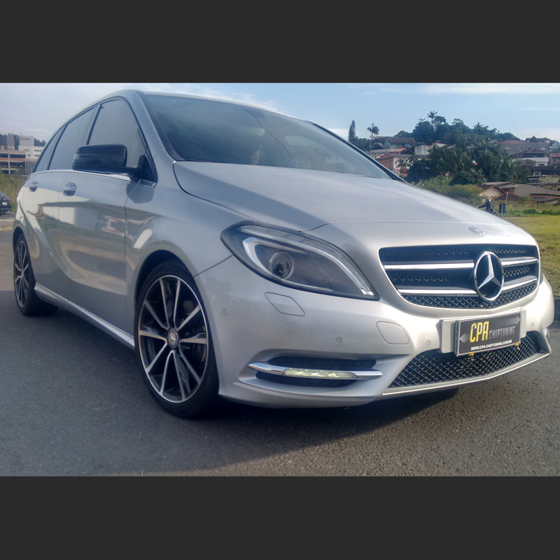 Mercedes-Benz B220 4Matic leia mais