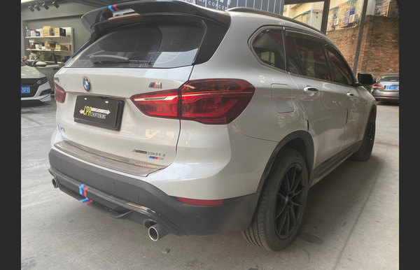 BMW X1 (F48) xDrive20i leia mais