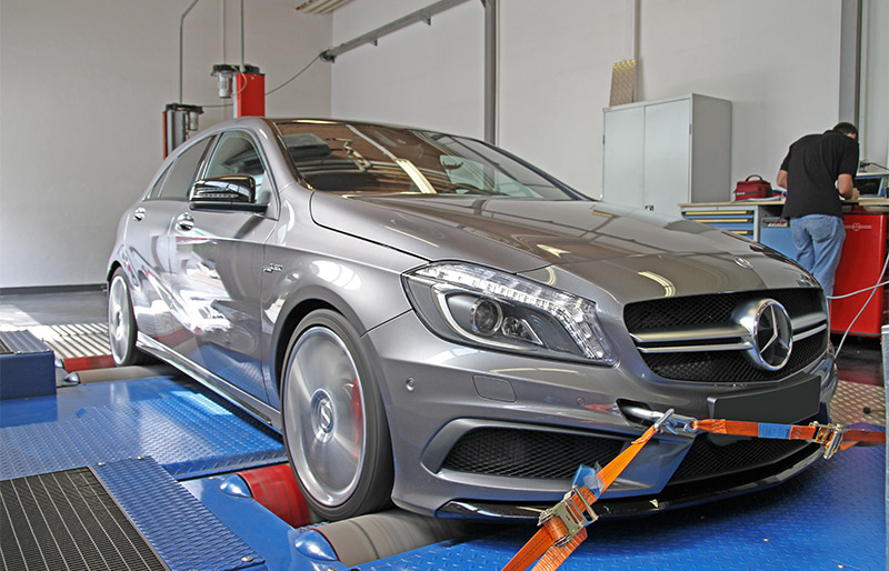 Mercedes A45 AMG no dinamômetro