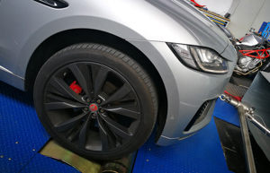 Testamos no dinamômetro Jaguar F-Pace 30d