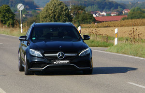 C 63 AMG - deslocamento perdido, potência adquirida