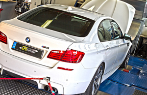 A BMW M5 (F10) no dinamômetro